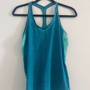 Lululemon Blue Patterned Racerback Tank Top Size 6